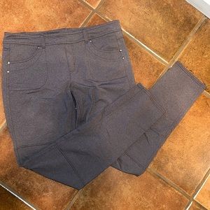 Athleta Women’s Pants XLT